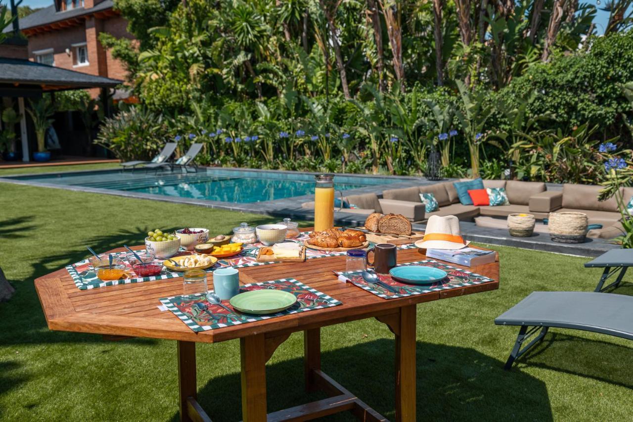 Barcelona'S Tropical Oasis Villa Sant Just Desvern Exterior photo